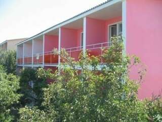 Гостевой дом Крымские дачи Щёлкино Четырехместный номер «Комфорт»-6